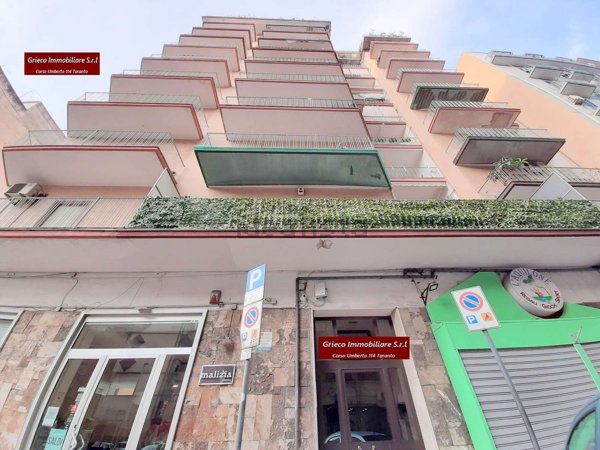 appartamento in vendita a Taranto in zona Tre Carrare-Battisti