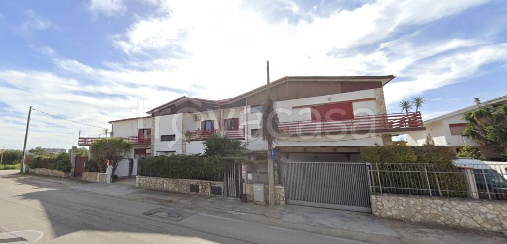 locale commerciale in vendita a Taranto in zona San Vito