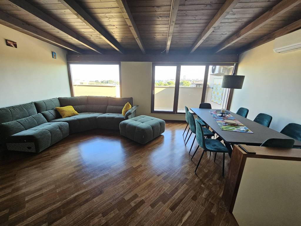 appartamento in vendita a Taranto in zona Solito-Corvisea