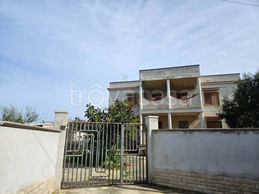 appartamento in vendita a Taranto in zona Talsano