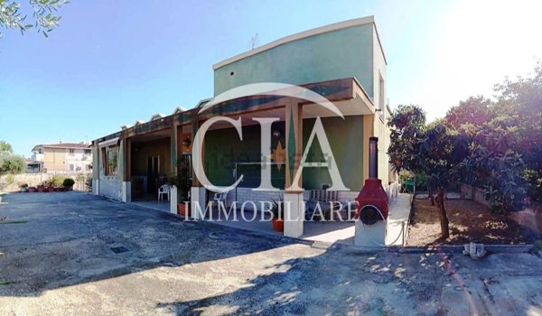 casa indipendente in vendita a Taranto in zona Talsano