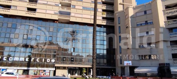 locale commerciale in vendita a Taranto