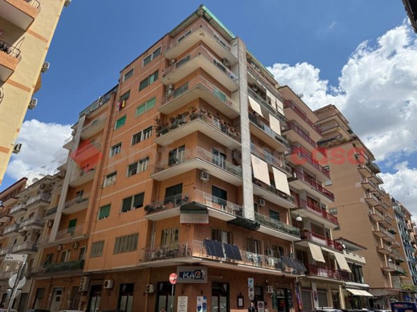 appartamento in vendita a Taranto in zona Tre Carrare-Battisti