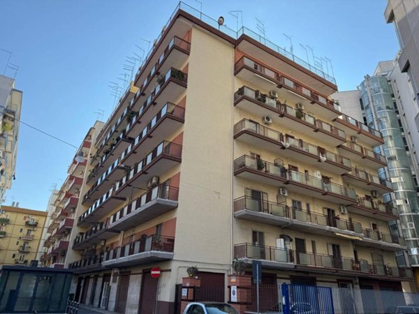 appartamento in vendita a Taranto in zona Tre Carrare-Battisti