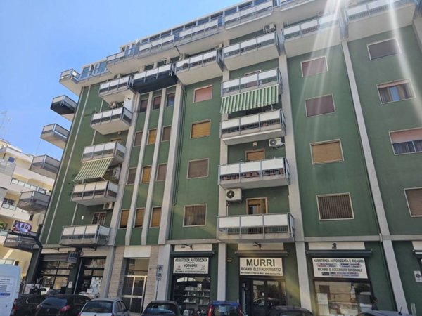 appartamento in vendita a Taranto in zona Tre Carrare-Battisti