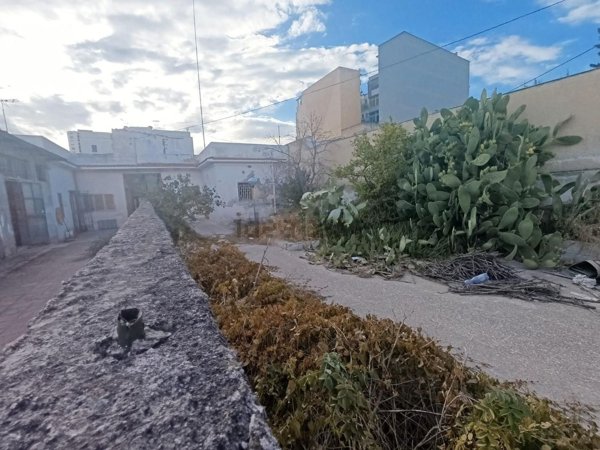 casa indipendente in vendita a Taranto in zona Solito-Corvisea