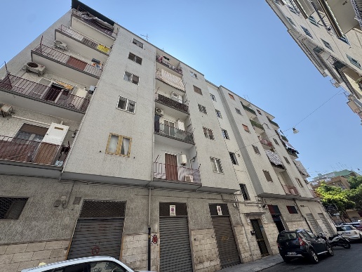appartamento in vendita a Taranto in zona Tre Carrare-Battisti