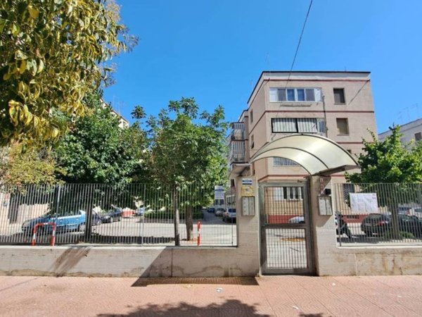 appartamento in vendita a Taranto in zona Tre Carrare-Battisti