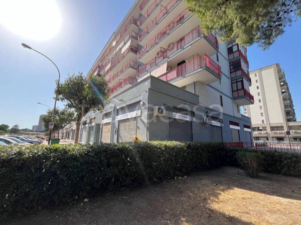negozio in vendita a Taranto