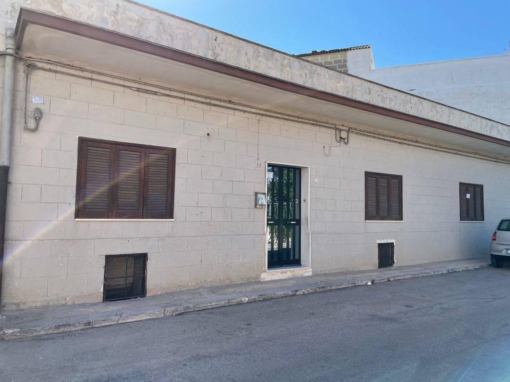 appartamento in vendita a Taranto in zona Talsano