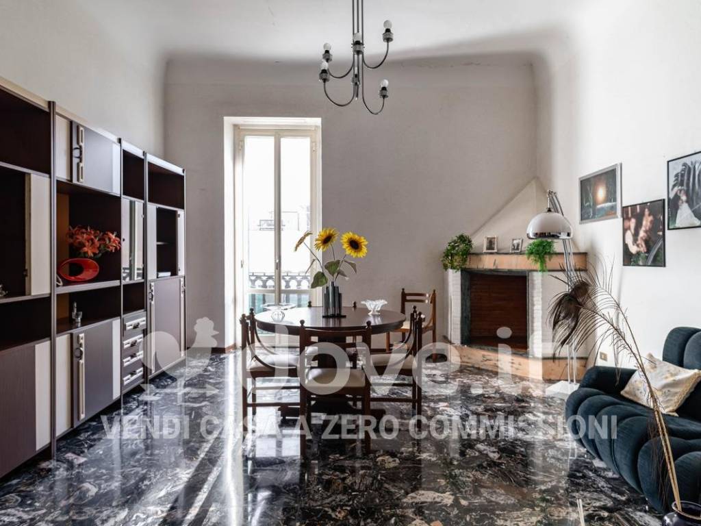 appartamento in vendita a Taranto in zona Borgo