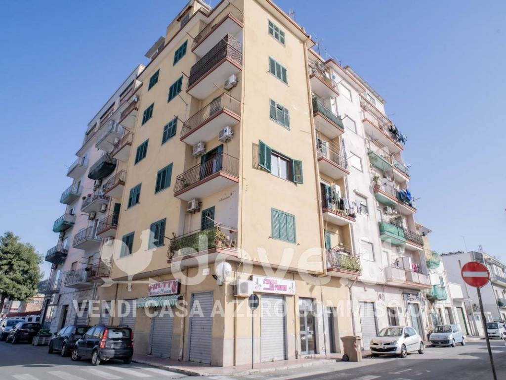 appartamento in vendita a Taranto in zona Solito-Corvisea