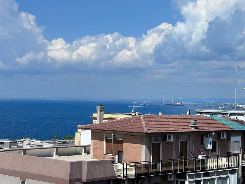 appartamento in vendita a Taranto in zona Tre Carrare-Battisti