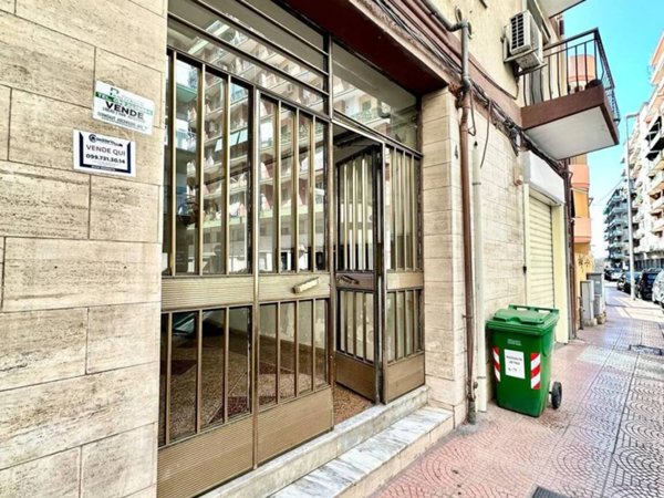 appartamento in vendita a Taranto in zona Tre Carrare-Battisti