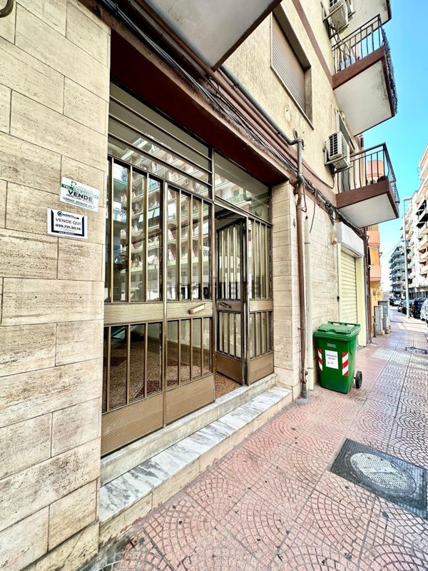 appartamento in vendita a Taranto in zona Tre Carrare-Battisti