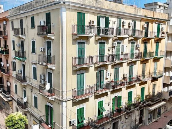 appartamento in vendita a Taranto in zona Borgo Antico