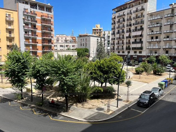 appartamento in vendita a Taranto in zona Tre Carrare-Battisti