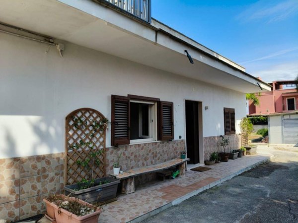 appartamento in vendita a Taranto in zona Solito-Corvisea
