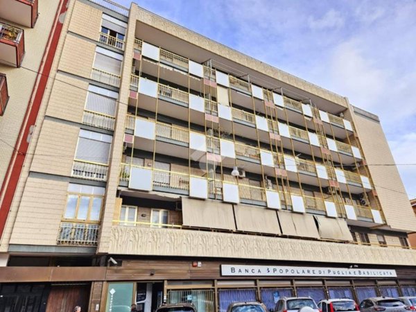 appartamento in vendita a Taranto in zona Tre Carrare-Battisti