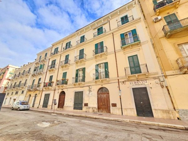 appartamento in vendita a Taranto in zona Borgo