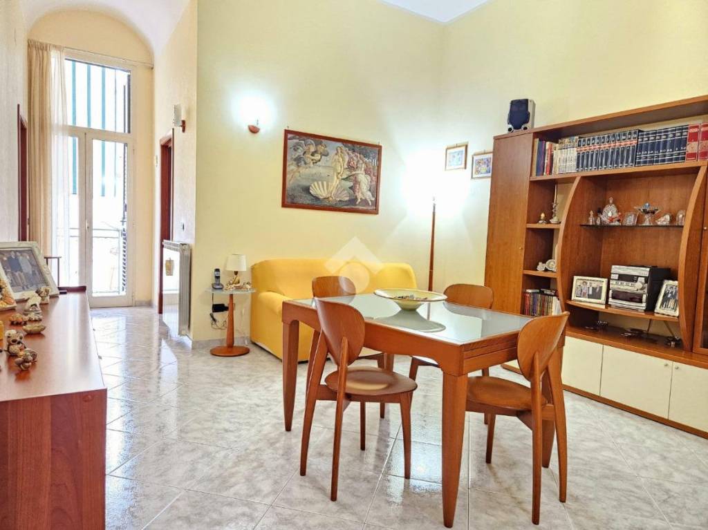 appartamento in vendita a Taranto in zona Borgo