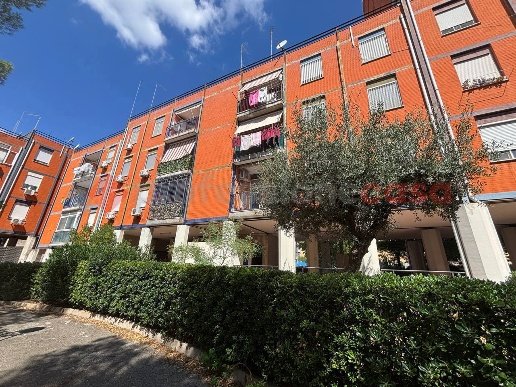 appartamento in vendita a Taranto in zona Tre Carrare-Battisti