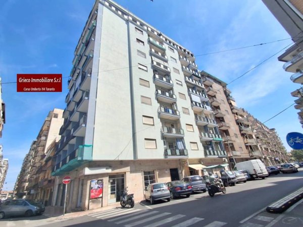 appartamento in vendita a Taranto in zona Tre Carrare-Battisti
