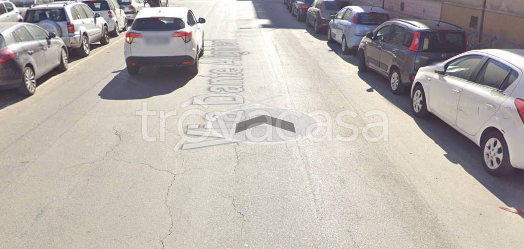 appartamento in vendita a Taranto in zona Tre Carrare-Battisti