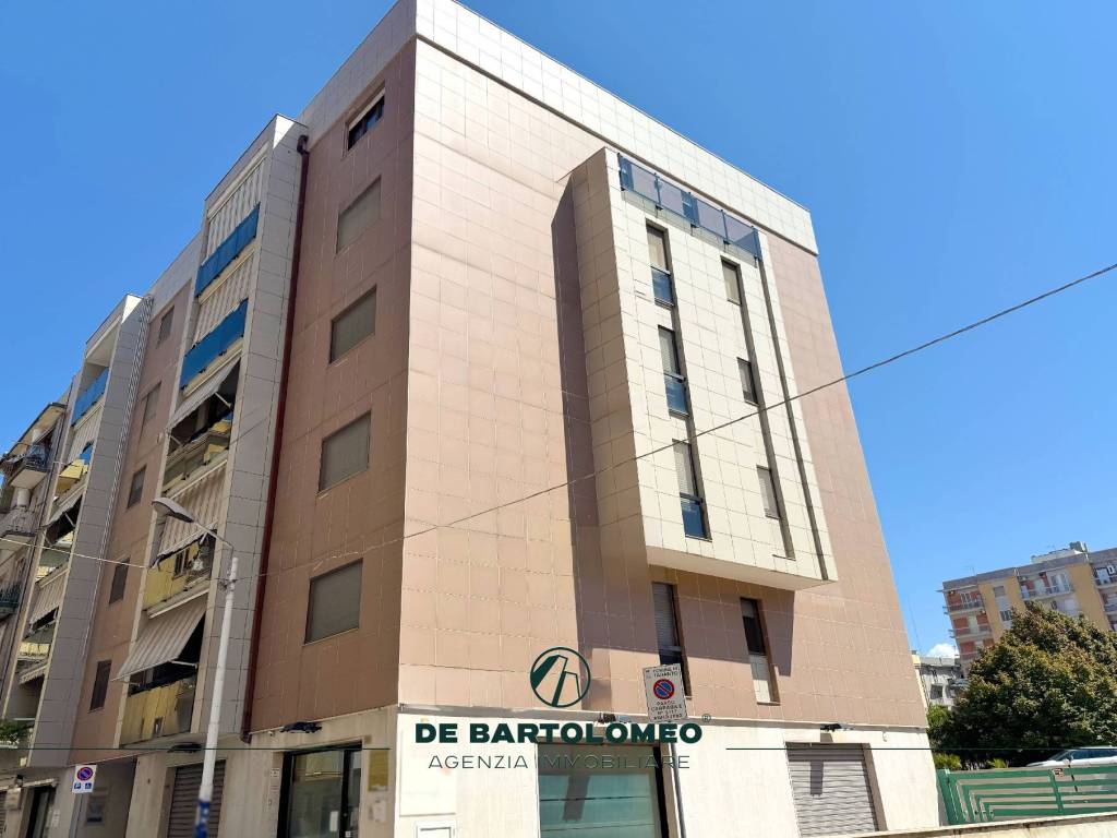 appartamento in vendita a Taranto in zona Tre Carrare-Battisti