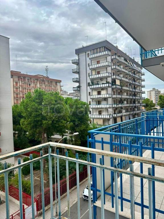 appartamento in vendita a Taranto in zona Italia-Montegranaro