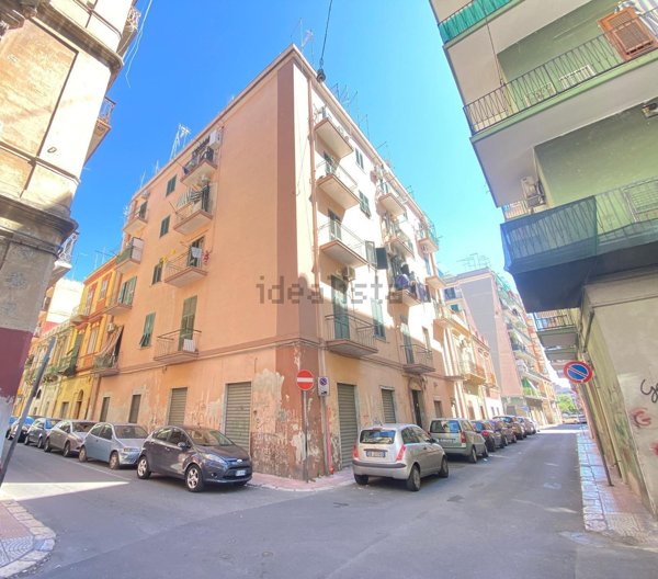 appartamento in vendita a Taranto in zona Italia-Montegranaro