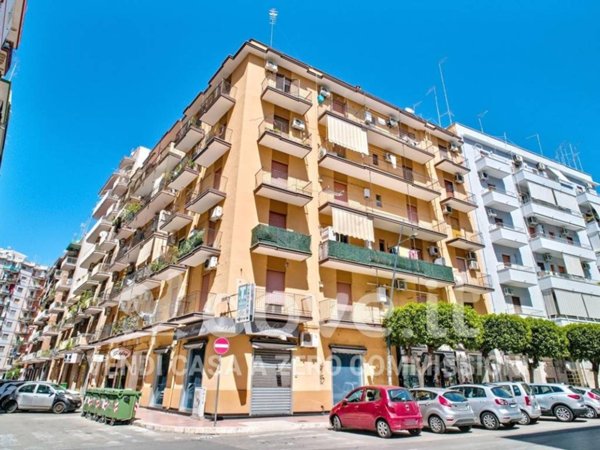 appartamento in vendita a Taranto in zona Tre Carrare-Battisti