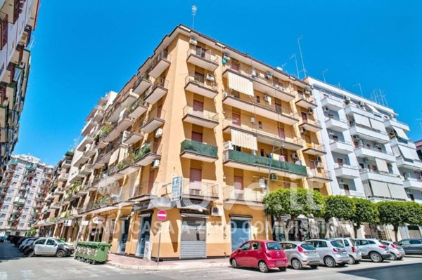 appartamento in vendita a Taranto in zona Italia-Montegranaro