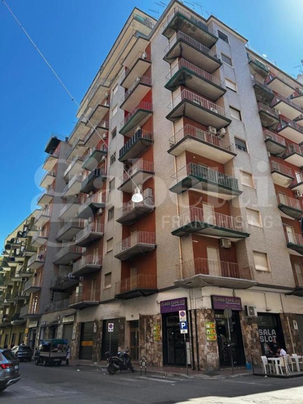 appartamento in vendita a Taranto in zona Tre Carrare-Battisti