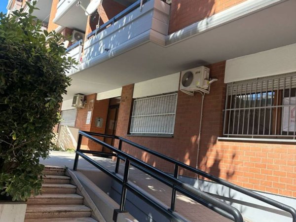appartamento in vendita a Taranto in zona Tre Carrare-Battisti