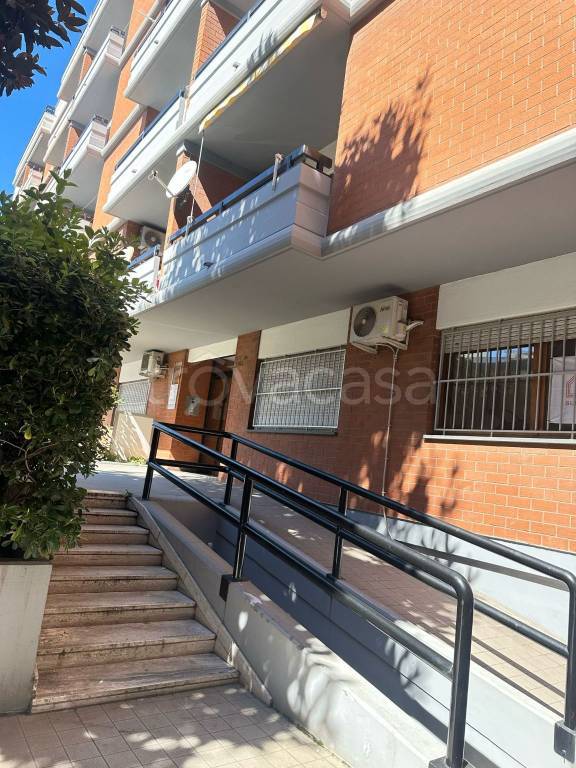 appartamento in vendita a Taranto in zona Italia-Montegranaro