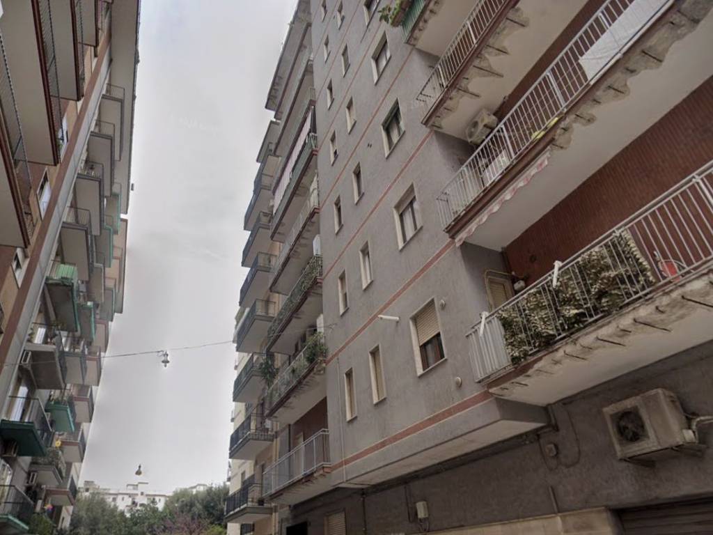 appartamento in vendita a Taranto in zona Tre Carrare-Battisti