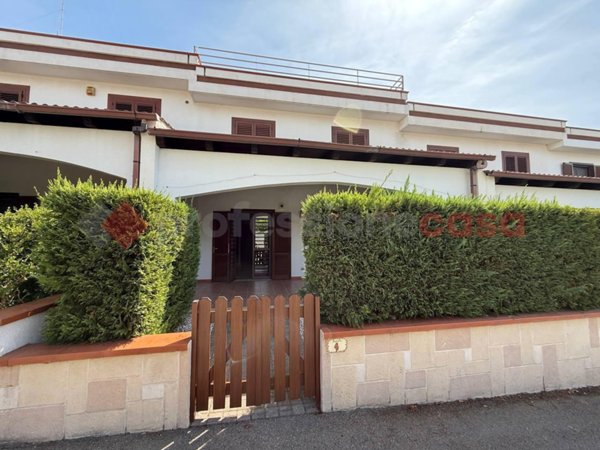 casa indipendente in vendita a Taranto in zona Lama