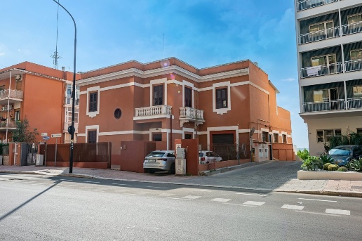 casa indipendente in vendita a Taranto in zona Borgo