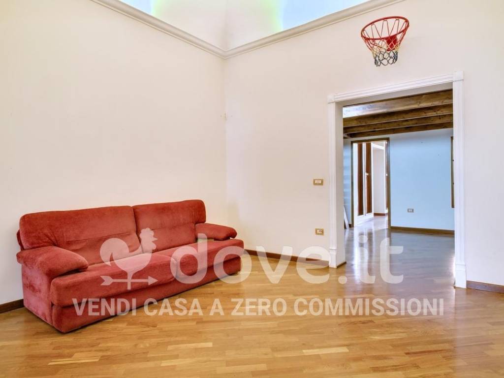 appartamento in vendita a Taranto in zona Borgo