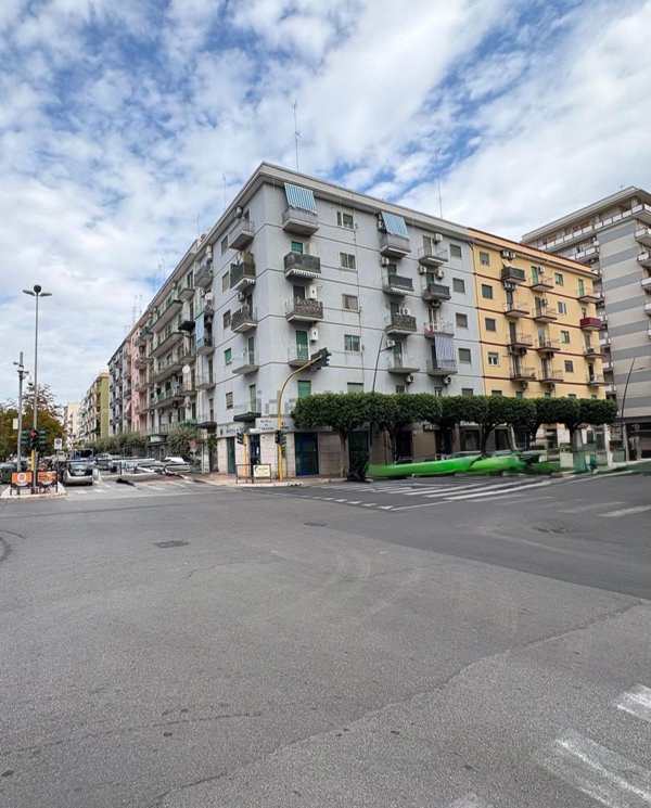 appartamento in vendita a Taranto in zona Italia-Montegranaro
