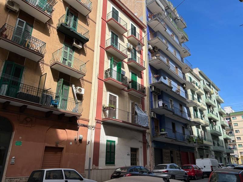 appartamento in vendita a Taranto in zona Tre Carrare-Battisti