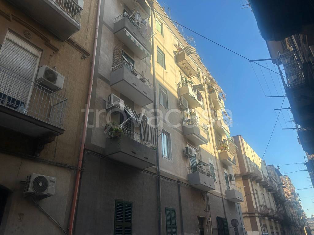 appartamento in vendita a Taranto in zona Tre Carrare-Battisti