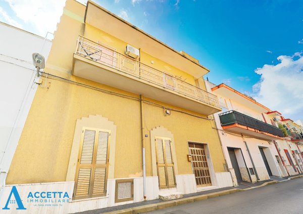 appartamento in vendita a Taranto in zona Talsano
