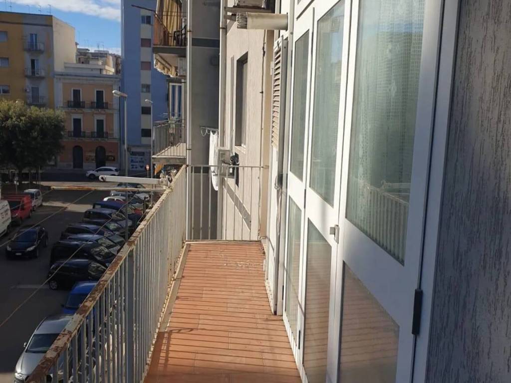 appartamento in vendita a Taranto in zona Tre Carrare-Battisti
