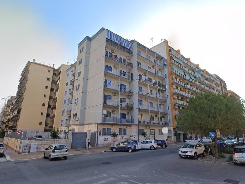 appartamento in vendita a Taranto in zona Tre Carrare-Battisti