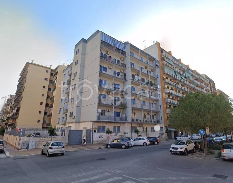 appartamento in vendita a Taranto in zona Tre Carrare-Battisti