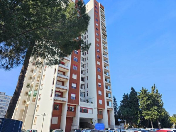 appartamento in vendita a Taranto in zona Solito-Corvisea