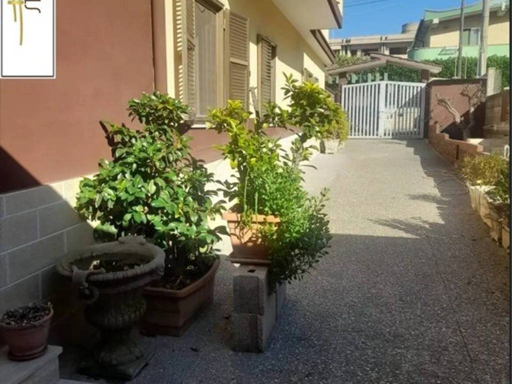 casa indipendente in vendita a Taranto in zona Talsano