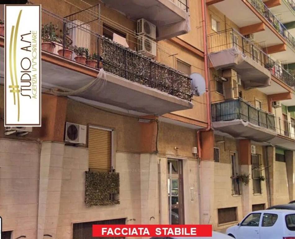 appartamento in vendita a Taranto in zona Tre Carrare-Battisti